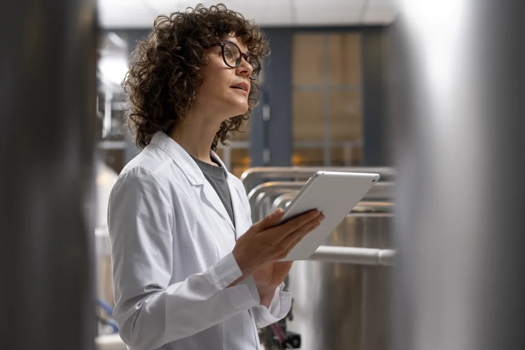 laboratory-woman-morrison